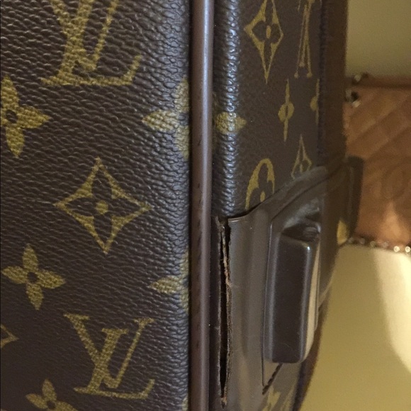 SOLD ON TRADESY Authentic Louis Vuitton Pegase 55 - Picture 4 of 8